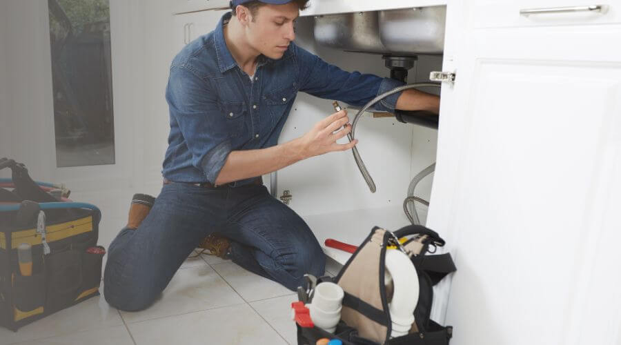 Local tankless water heater installation in Viburnum, MO